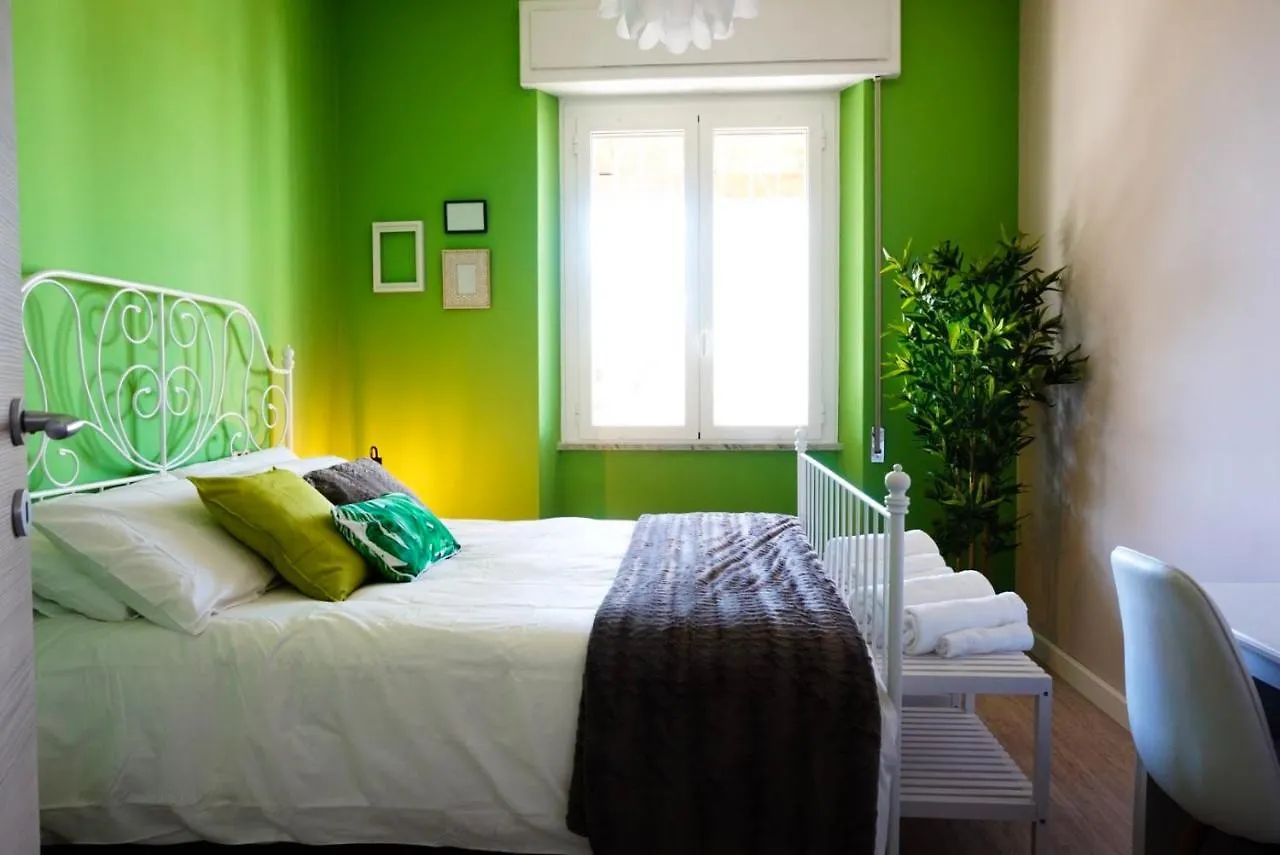 Villa Aurelia - Seafront Apartment With Terrace Quartu SantʼElena Włochy